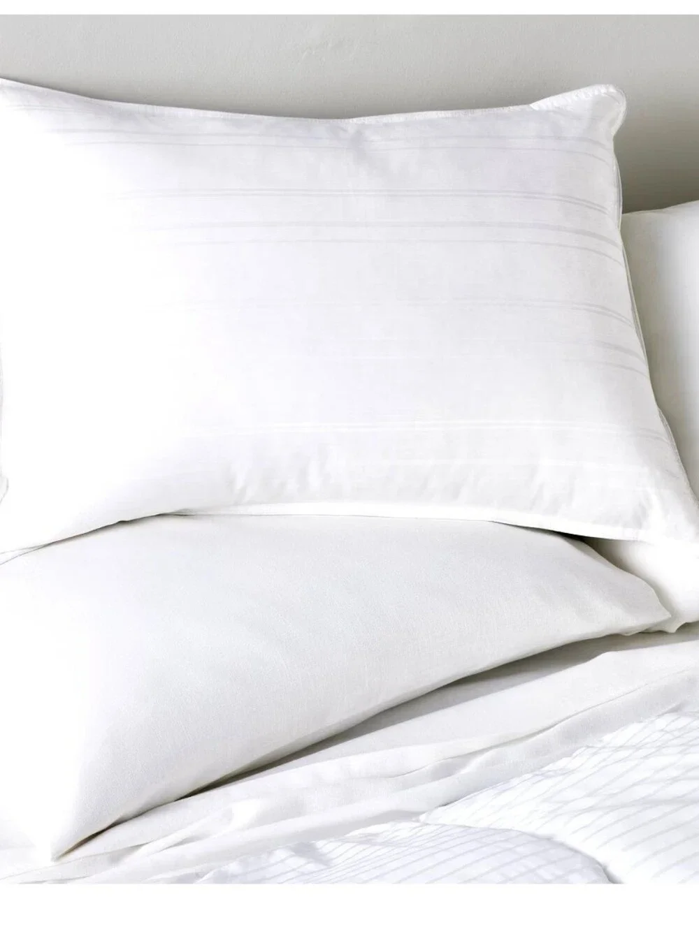 Casaluna™ King Machine Washable Medium Down Bed Pillow - NWT